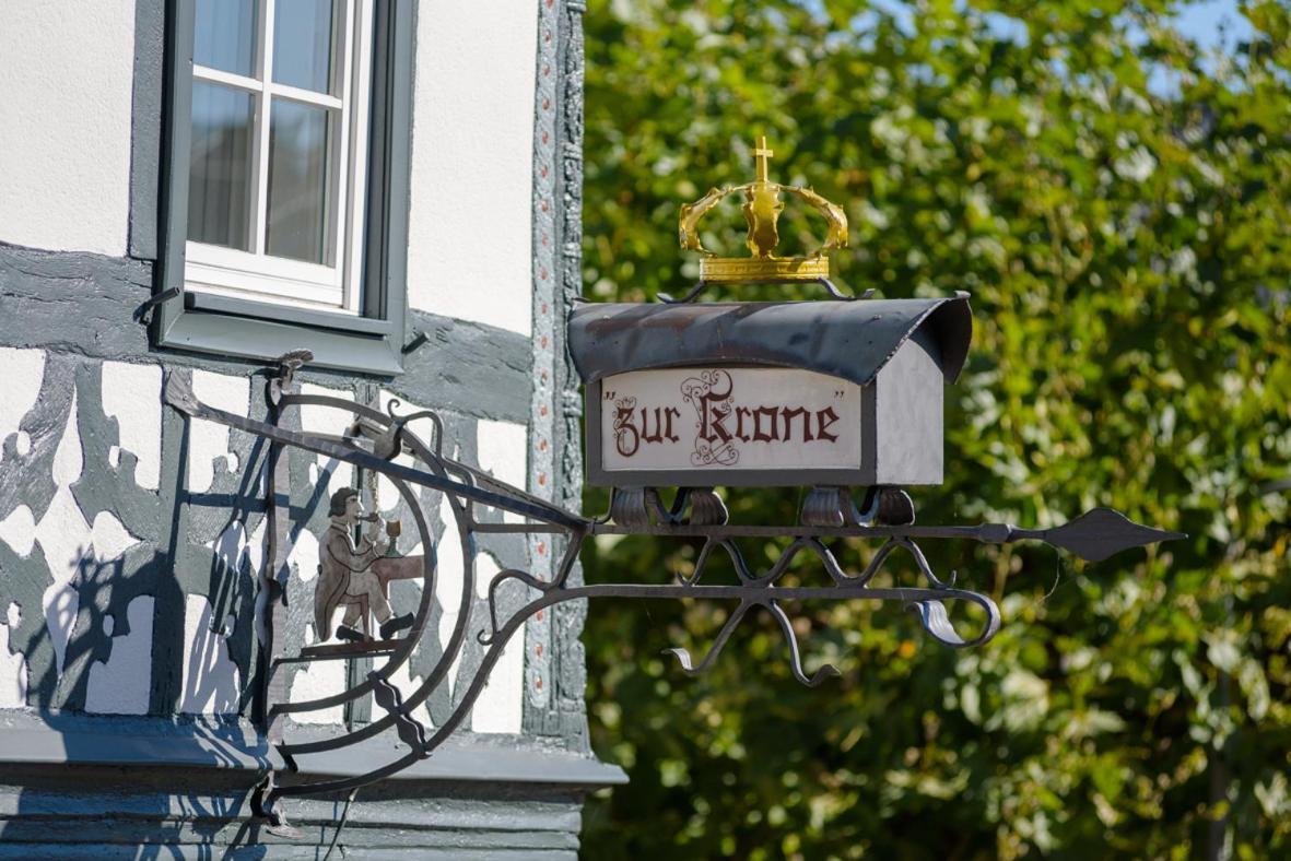 Krone Martinsthal Eltville am Rhein ภายนอก รูปภาพ